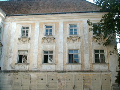 Schlo&szlig; S&auml;usenstein