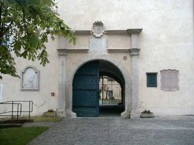 Schlo&szlig; Kremsegg