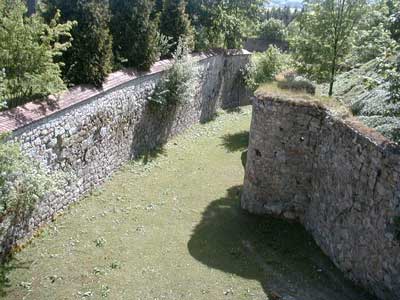 Schlo&szlig; Weinberg